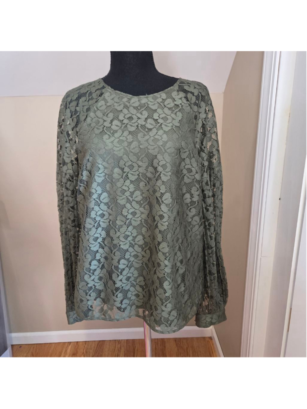 Banana Republic Green Lace Long Sleeve Blouse M